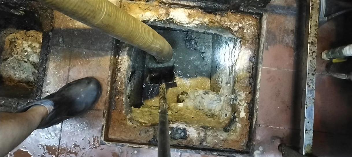 玛纳斯化油池清理-污水池清掏